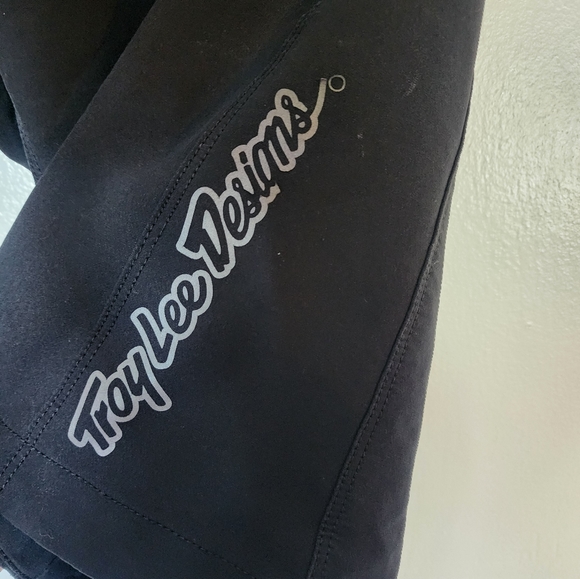 Troy Lee Women's Mischief Shorts - Picture 3 of 5